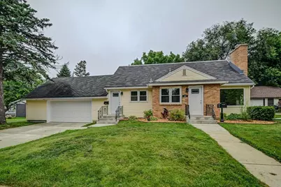 412 Martin Street, Sun Prairie, WI 53590 - Photo 1