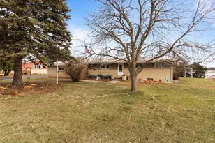 230 Gilbertson St, Markesan, WI 53946 - Photo 1