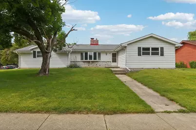 1200 Wexford Drive, Waunakee, WI 53597 - Photo 1