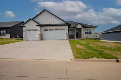 3410 Kaiser Boulevard, Cuba City,  53807 - Photo 1