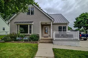 500 Kelly St, Sun Prairie, WI 53590 - Photo 1