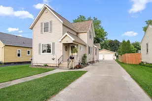 605 De Clark St, Beaver Dam, WI 53916 - Photo 1