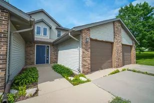 153 Talon Pl, Sun Prairie, WI 53590 - Photo 1