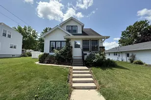 810 10th St, Monroe, WI 53566 - Photo 1