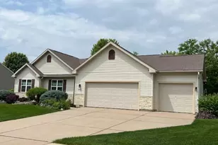 104 Caroline Ct Ct, Beaver Dam, WI 53916 - Photo 1