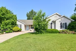 229 Winesap Ct, Janesville, WI 53548 - Photo 1