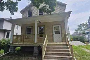 148 Hamilton Pl, Fond du Lac, WI 54935 - Photo 1