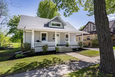 324 W Edgewater Street, Portage, WI 53901 - Photo 1