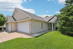 669 Springbrook Cir, DeForest, WI 53532 - Photo 1