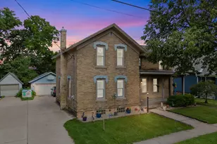 313 Dewey Ave, Watertown, WI 53094 - Photo 1