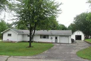 35 W 2nd St, Montello, WI 53949 - Photo 1