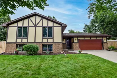 2645 S Norfolk Circle, Fitchburg, WI 53719 - Photo 1