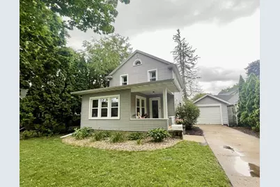 824 N Garfield Avenue, Janesville, WI 53545 - Photo 1