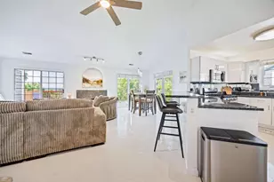 1065 Lakeland Dr, Lake Geneva, WI 53147 - Photo 1