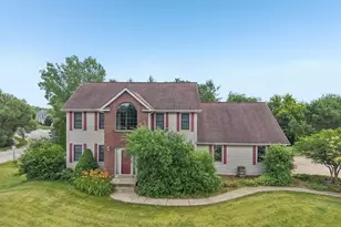 210 Red Fox Dr, Johnson Creek, WI 53038 - Photo 1