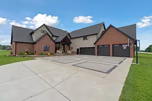 N7805 Crest Hill Dr, East Troy, WI 53120 - Photo 1