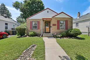 2661 Hoard St, Madison, WI 53704 - Photo 1