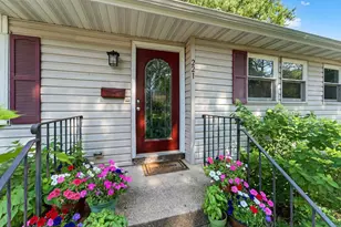 221 Buckingham Ln, Madison, WI 53714 - Photo 1