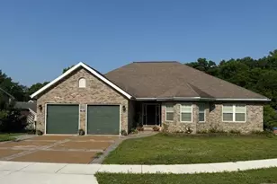 609 Cloute St, Fort Atkinson, WI 53538 - Photo 1