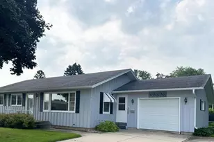 508 Tamarack St, Randolph, WI 53956 - Photo 1