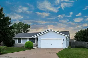 3840 Braemore Dr, Janesville, WI 53548 - Photo 1
