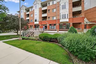 301 Harbour Town Dr, Madison, WI 53717 - Photo 1