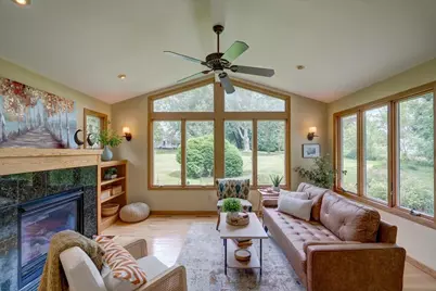 417 Yosemite Trail, Madison, WI 53705 - Photo 1