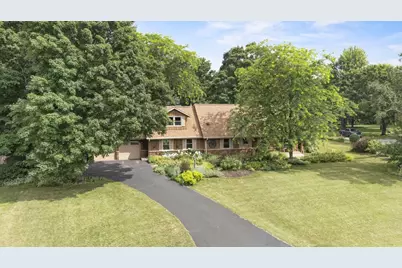 S56W23606 Maplewood Terrace, Waukesha, WI 53189 - Photo 1