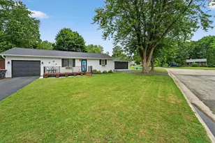 470 Lincoln Ct, Janesville, WI 53536 - Photo 1