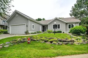 2 Quail Ridge Dr, Madison, WI 53717 - Photo 1