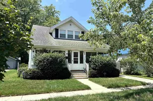 954 11th St, Beloit, WI 53511 - Photo 1