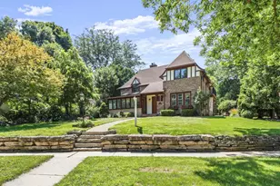 714 Oneida Pl, Madison, WI 53711 - Photo 1