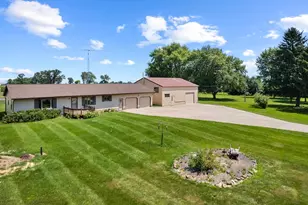 N5852 County Rd DJ, Juneau, WI 53039 - Photo 1