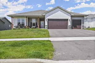 656 Wileman Dr, Edgerton, WI 53534 - Photo 1