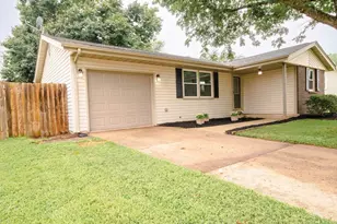 2202 Garden Dr, Janesville, WI 53546 - Photo 1