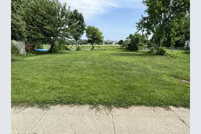 632 W Delavan Drive, Janesville, WI 53546 - Photo 1