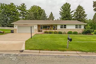 929 2nd St, Monroe, WI 53566 - Photo 1