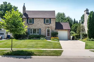 151 Lakewood Blvd, Madison, WI 53704 - Photo 1