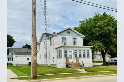 327 E Racine Street, Jefferson, WI 53549 - Photo 1