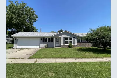 1516 Glendale Street, Janesville, WI 53546 - Photo 1