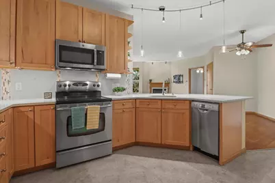 3134 Dorchester Way #7, Madison, WI 53719 - Photo 1