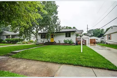 3909 Hynek Road, Madison, WI 53714 - Photo 1