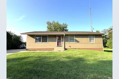 217 W 22nd Street Court, Monroe, WI 53566 - Photo 1