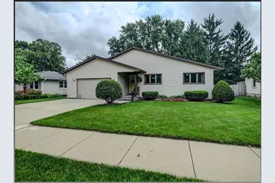 431 Windsor Street, Sun Prairie, WI 53590 - Photo 1