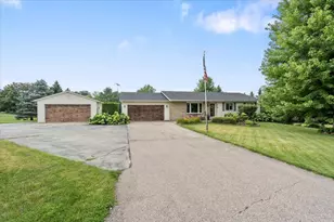 13001 W Glacier Dr, Janesville, WI 53536 - Photo 1