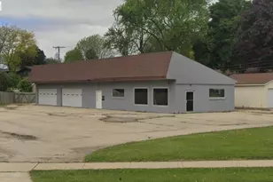 828 Columbus St, Sun Prairie, WI 53590 - Photo 1