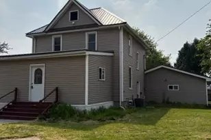 211 Prairie St, Beaver Dam, WI 53916 - Photo 1