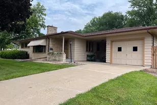 804 Hillsborough Ave, Hillsboro, WI 54634 - Photo 1