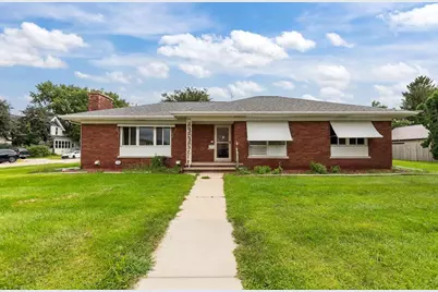 201 S Madison Street, Waupun, WI 53963 - Photo 1