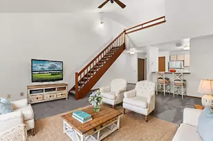 1010 N Sunnyvale Ln, Madison, WI 53713 - Photo 1